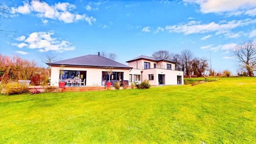 Photo du gite Villa de Charme avec grand jardin … à Bonneville-sur-Touques