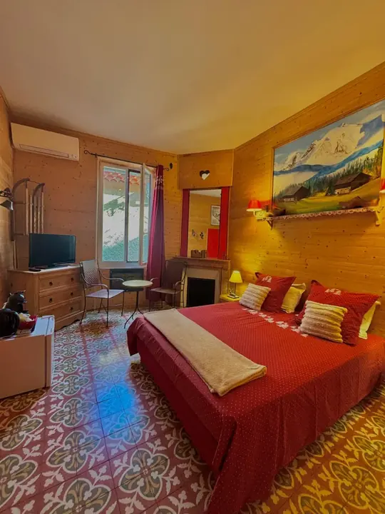 Photo du gite Maison d'Hôtes Le Mimosa a Saint-Saturnin-de-Lucian
